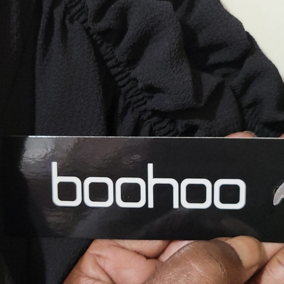 Ladies - Picture 3 of 4